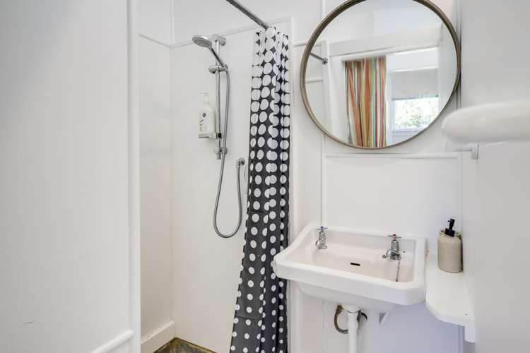 33 and 35 Airini Road Waimarama_35