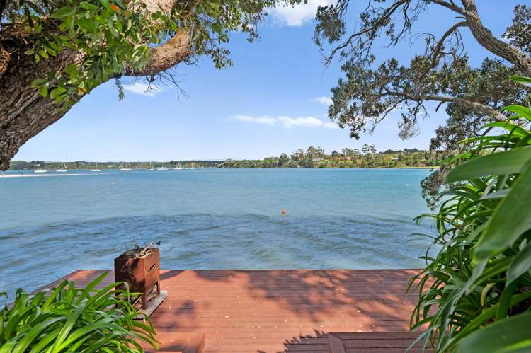 59 Pohutukawa Avenue Shelly Park_24
