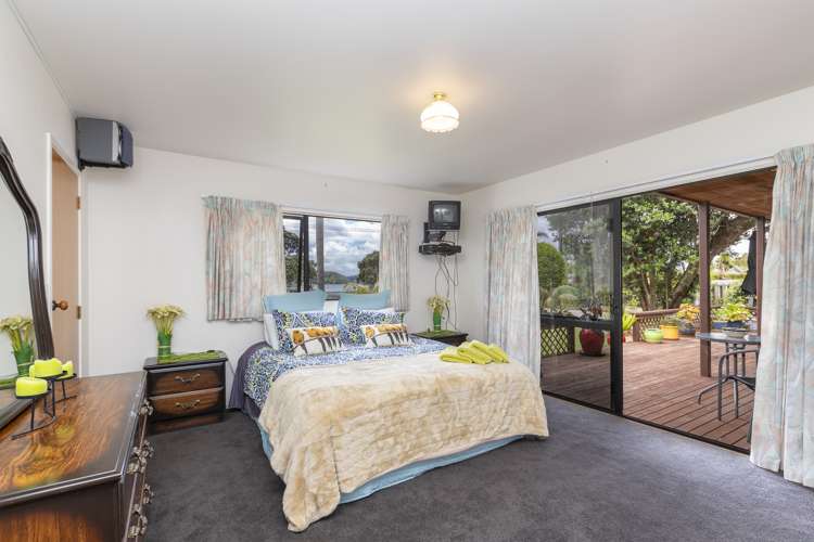 17 Harbour View Road Point Wells_11