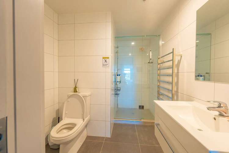 102/8 Whitaker Place Grafton_8