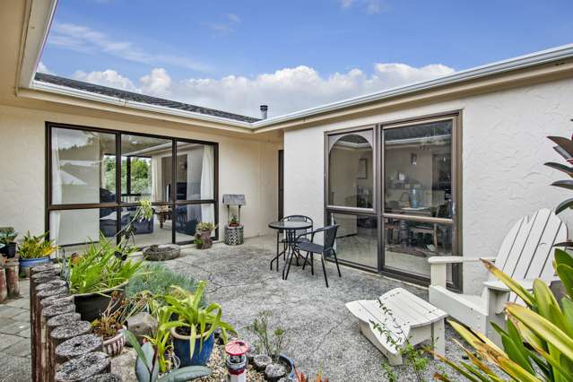 54 Eureka Place Parahaki_3