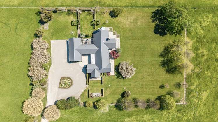 38 Sarginson Lane Wanaka_21