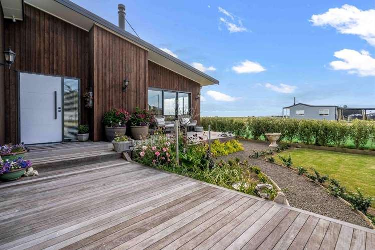 1 Surrey Street Orepuki_12