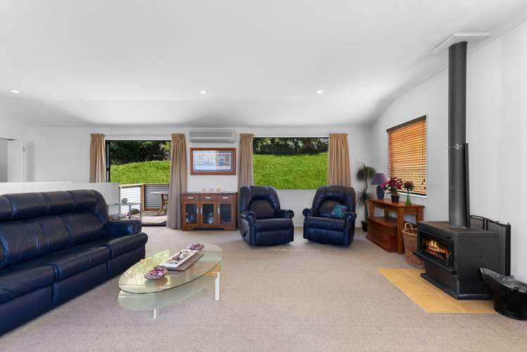 19b Arawata Terrace Fernhill/Sunshine Bay_6