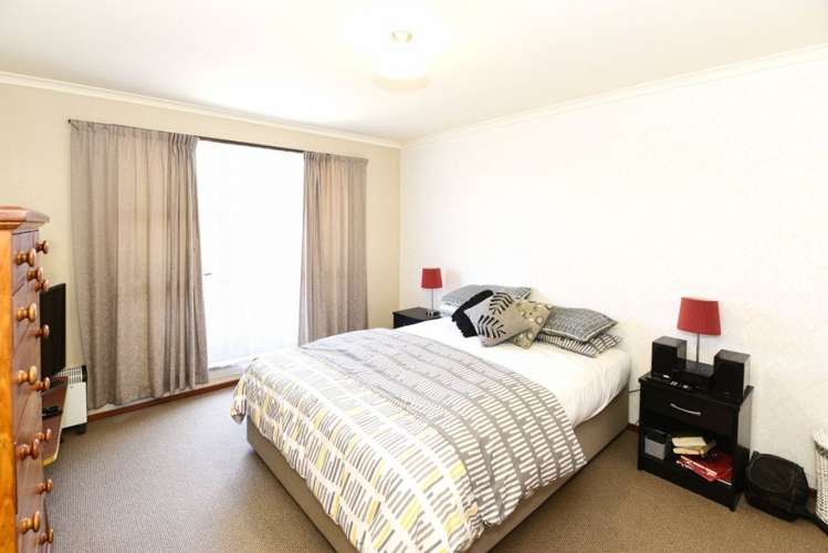 2/50 Queens Drive Allenton_11