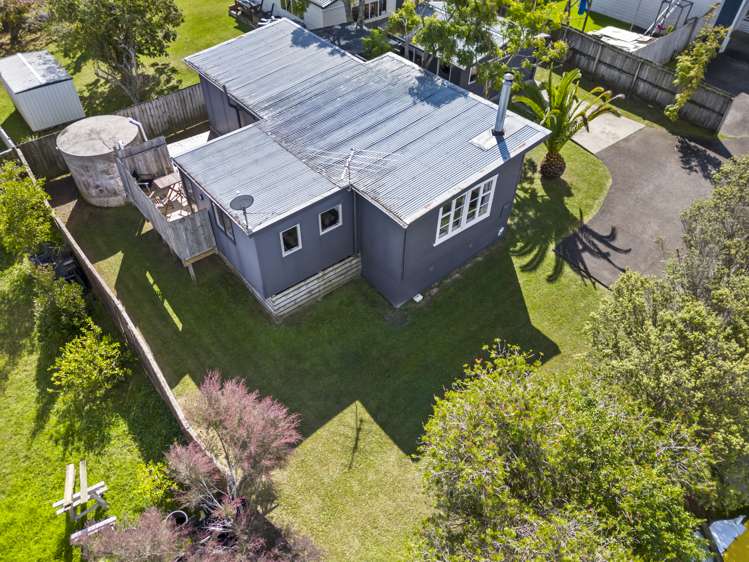 2/103 Vipond Road Stanmore Bay_11