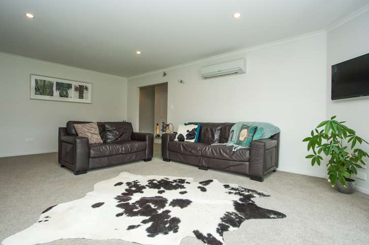 1 Glenwood Grove Whatawhata_5