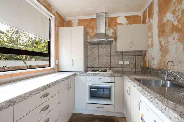 1 and 2/22 Mill Street Maitai Valley_5