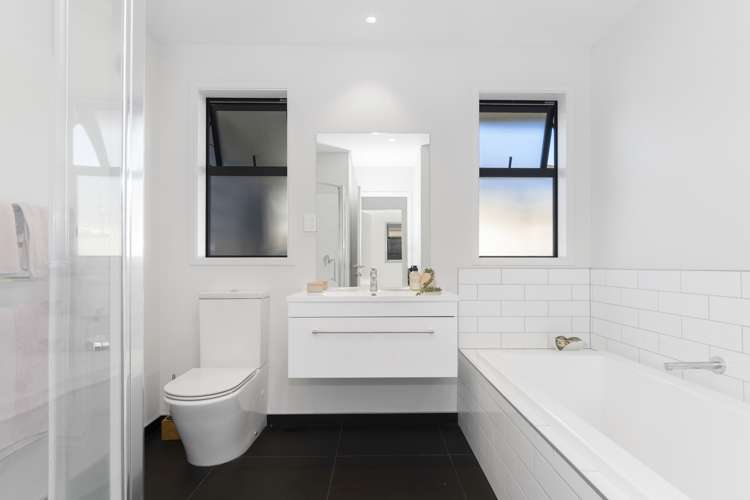 32 Rotomanu Place Pyes Pa_11