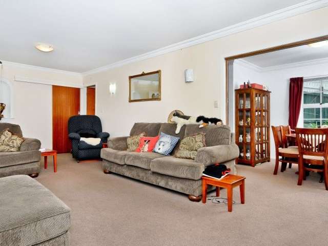 2 Lachlan Drive Dinsdale_2