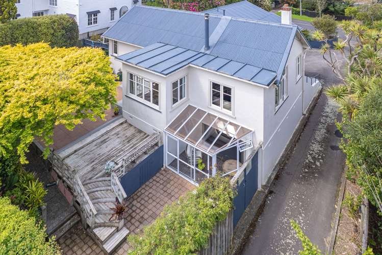 1 Brassey Road Saint Johns Hill_26