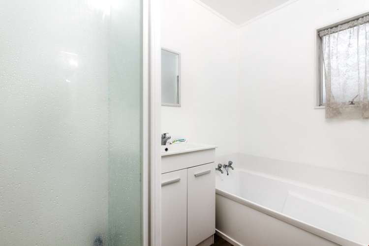 1/12 Miriam Corban Heights Henderson_13