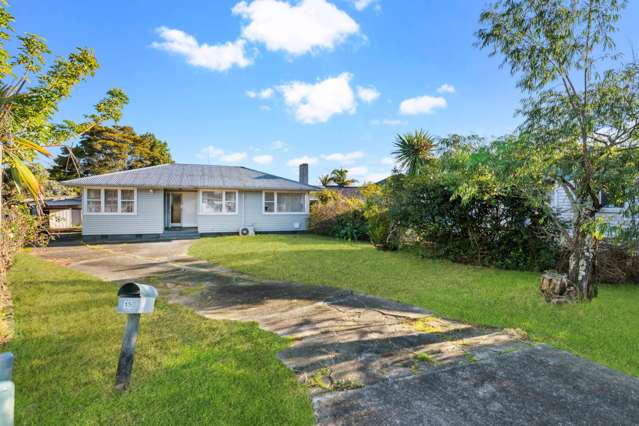 Urgent Sale – Value-Packed Do-Up in Prime Paku...