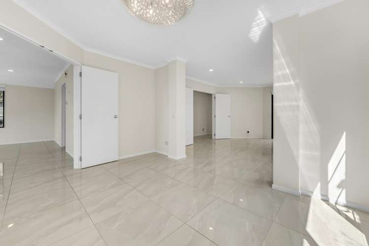 19 Franshell Crescent East Tamaki_14