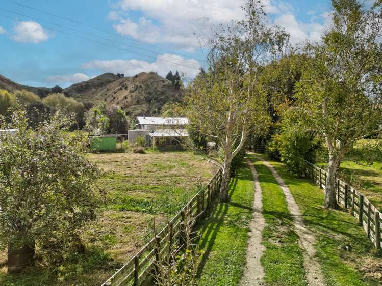 151 Longacre Road Okoia_21