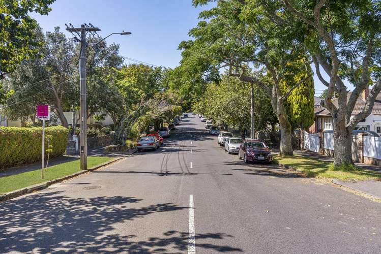 27 Bellwood Avenue Mount Eden_10