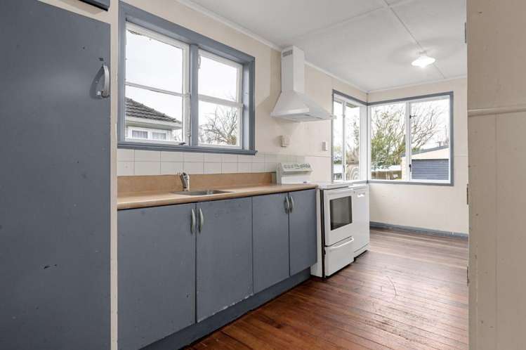 41 Old Farm Road Hamilton East_5