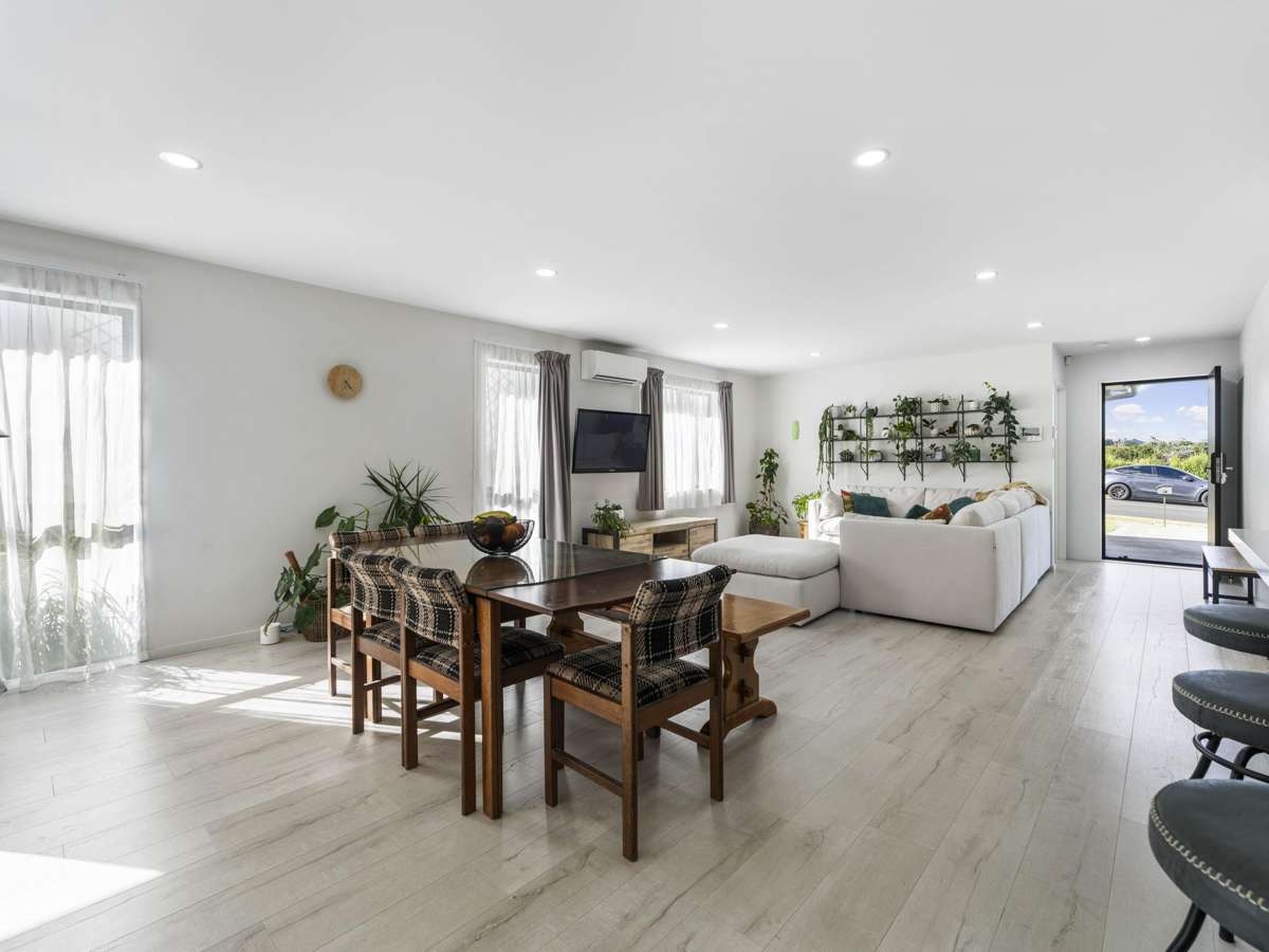 111 HILLPARK DRIVE_3