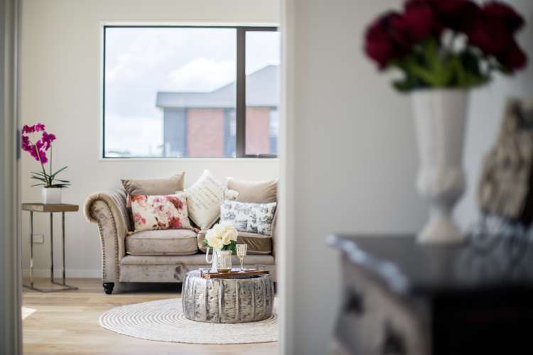 84 Donegal Park Drive Flat Bush_17