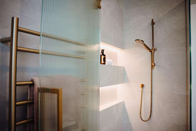 12 Tangaroa Street Point England_26