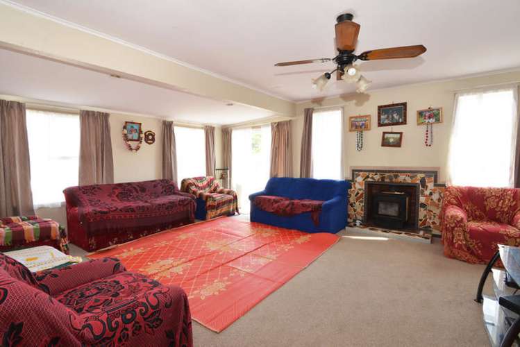 37 Nile Road Kelston_3