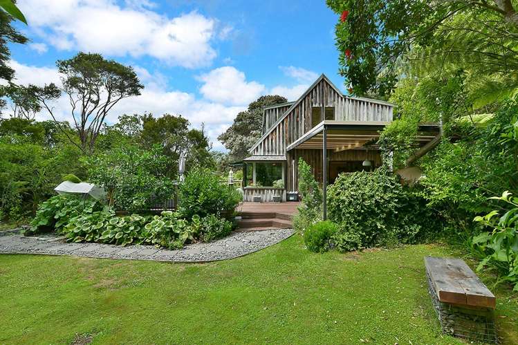 30 Cochrane Avenue Arkles Bay_12