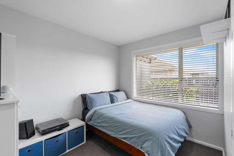 86 Neill Street Hornby_14