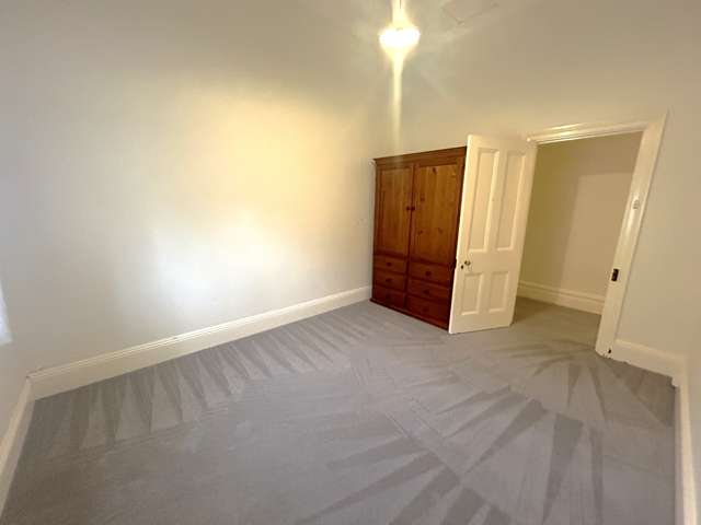 11 Dalley Street Junee_2