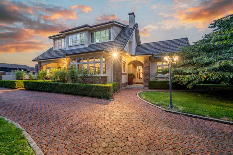 385 Queens Drive Windsor_38