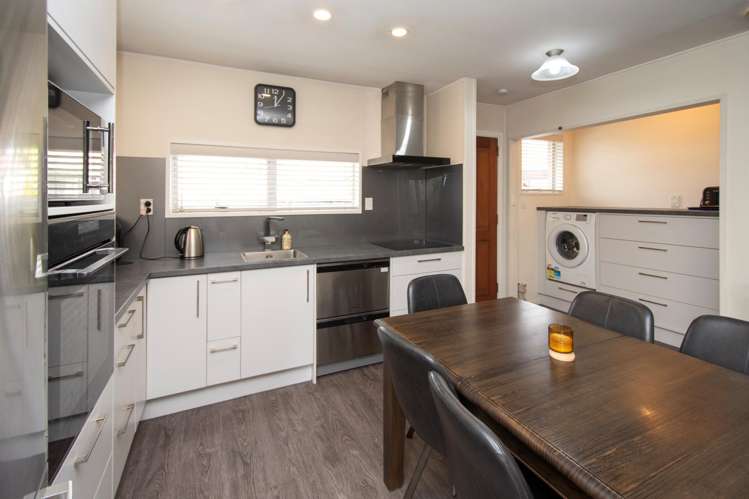20 Leonie Place_9