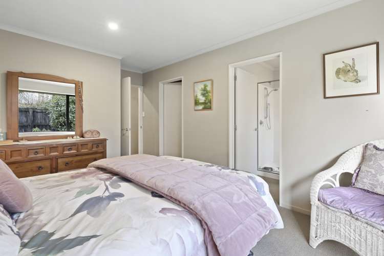 10 Kowhai Street Oxford_11