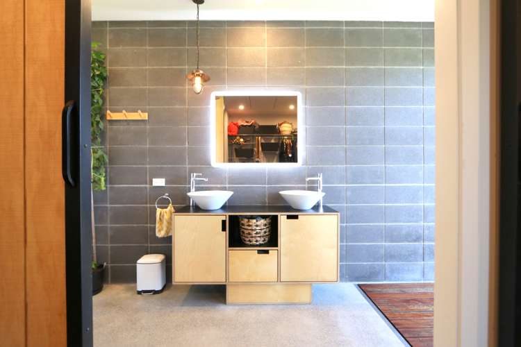 99 Blondell Road Waimatua_31