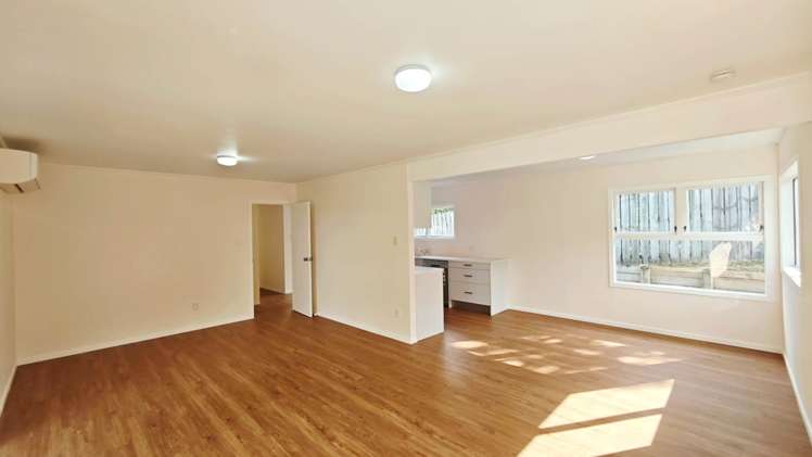 60 Langana Avenue Browns Bay_2