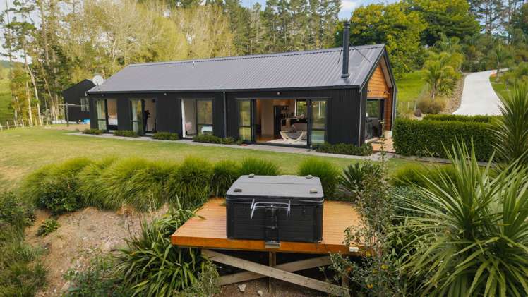685 Inland Road Helensville_23