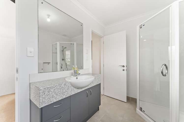 11 Barrier View Road Leigh_13