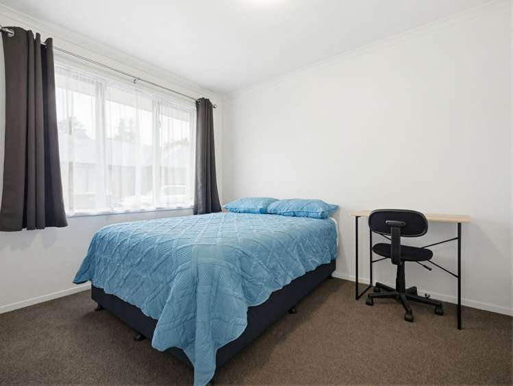 4/240 Old Farm Road Hillcrest_11