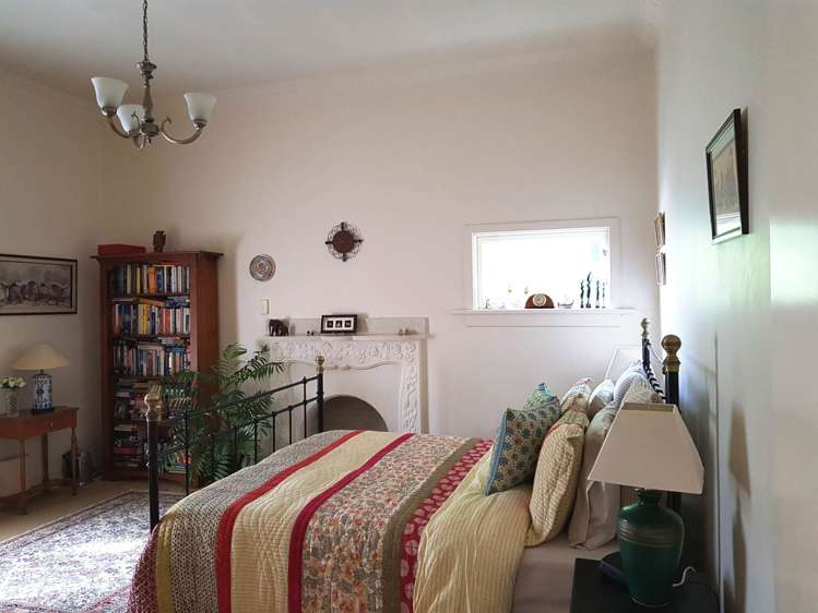 1 Crescent Road Epsom_13