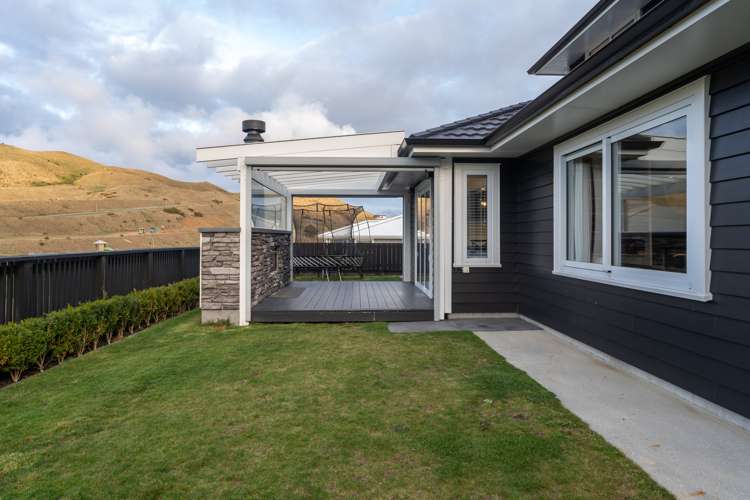 100 Melksham Drive Churton Park_31