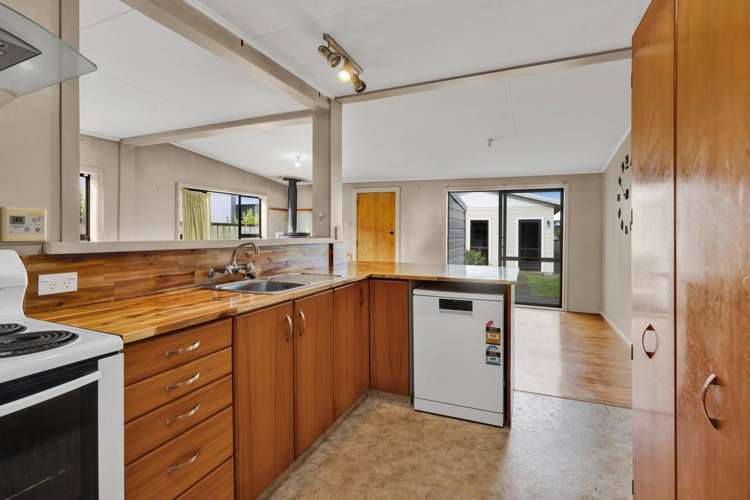11 Fitzgerald Road Hawera_5
