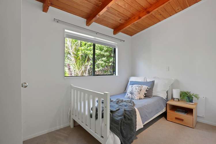 183 Laingholm Drive Laingholm_23