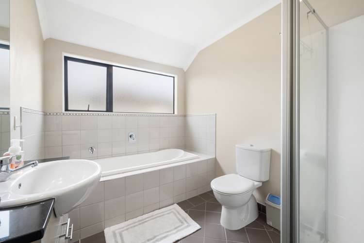 6 Tornish Drive Flat Bush_15