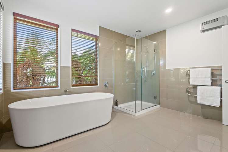 1 Springvale Gardens Harewood_22