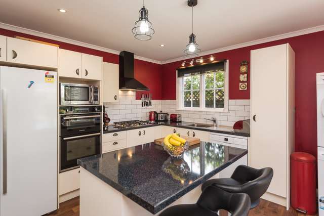 681 Worcester Street Linwood_3