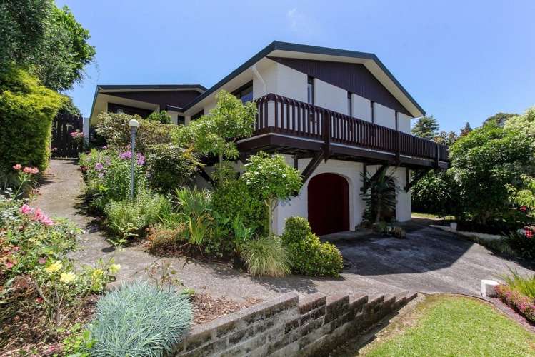 180 Govett Avenue Frankleigh Park New Plymouth Houses for Sale