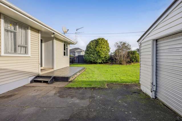 17 Karaka Street Hawera_2