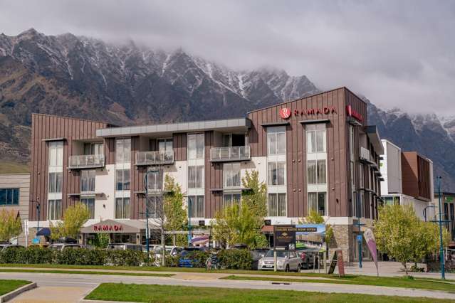 205 & 206/24 Hawthorne Drive Frankton_4