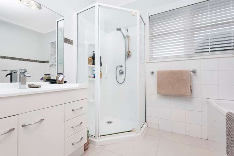 12 Bacot Place Howick_14