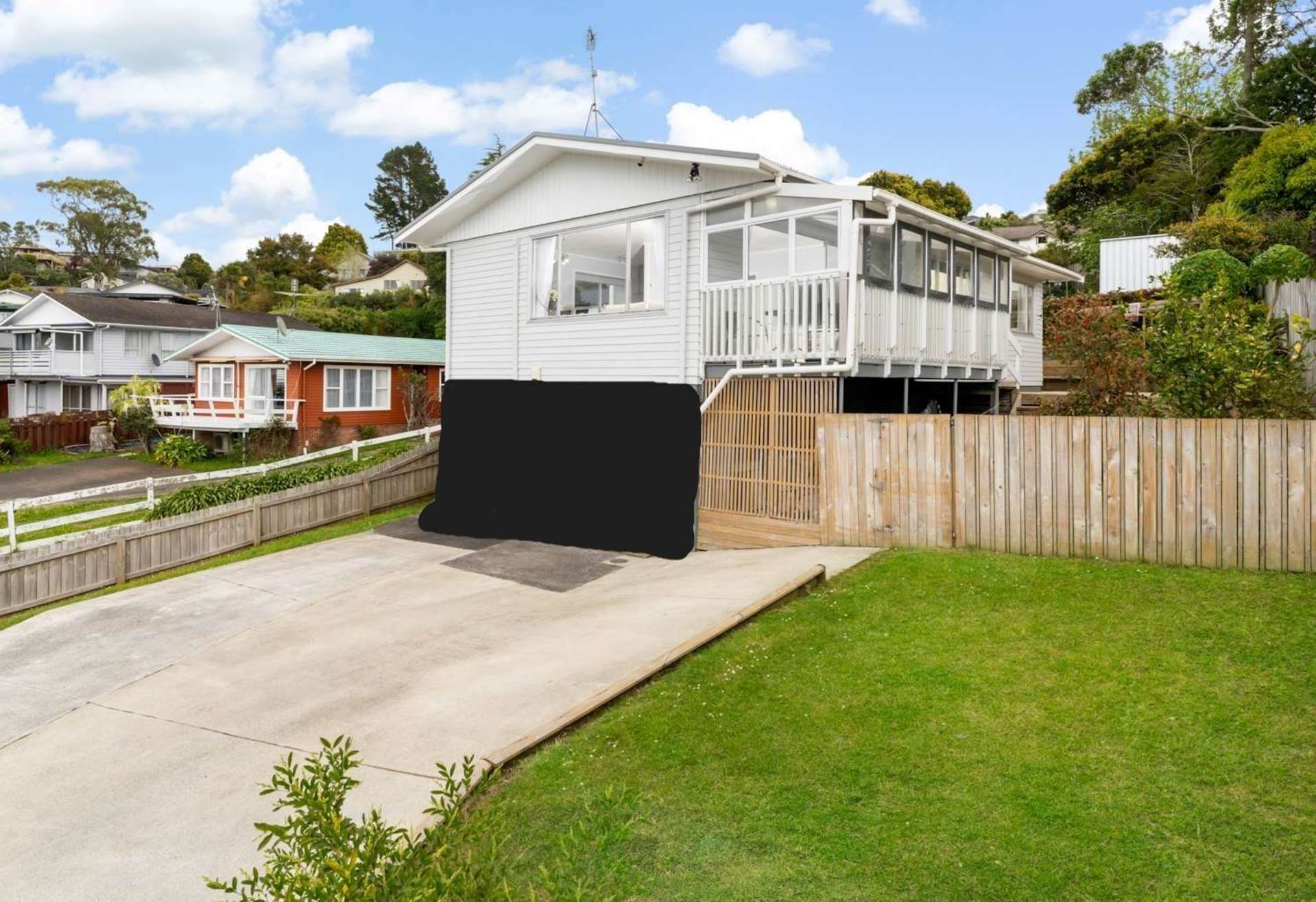 52 Ayton Drive Totara Vale_0
