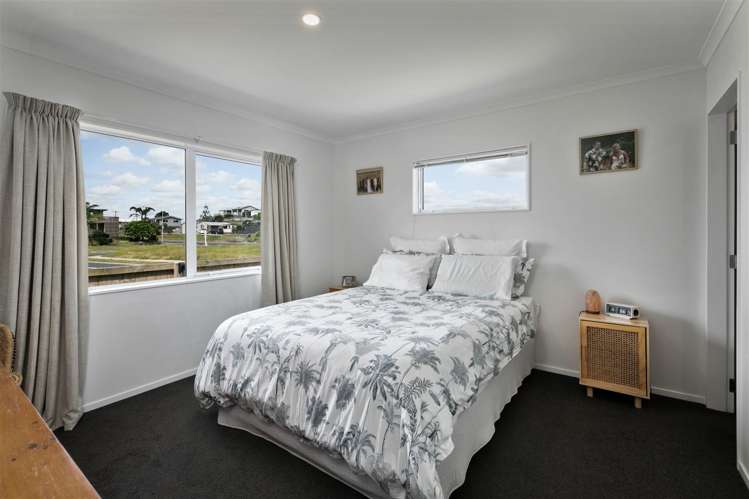 8 Sandy Place Waihi Beach_9