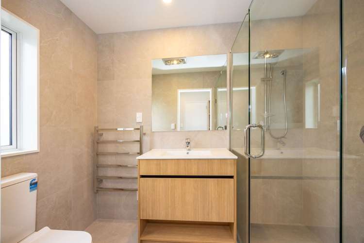 34 Hellyers Street Birkdale_17